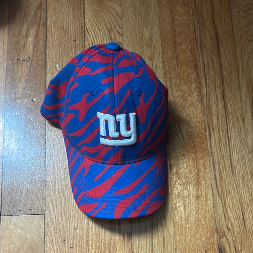 New York Giants Little Kids Blue and Red Patterned Cap